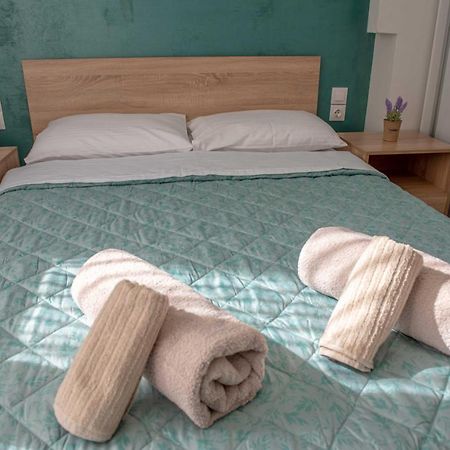 סלוניקי Aitolou Apartment Near The Sea מראה חיצוני תמונה