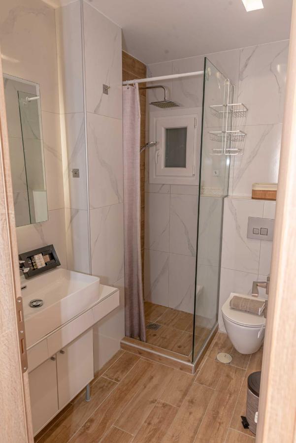 סלוניקי Aitolou Apartment Near The Sea מראה חיצוני תמונה