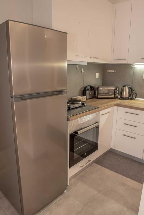 סלוניקי Aitolou Apartment Near The Sea מראה חיצוני תמונה