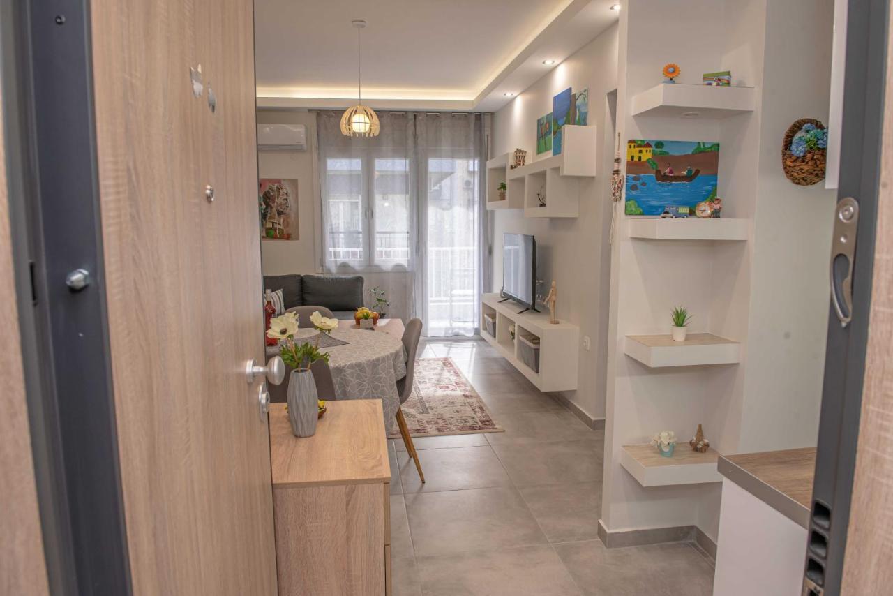 סלוניקי Aitolou Apartment Near The Sea מראה חיצוני תמונה