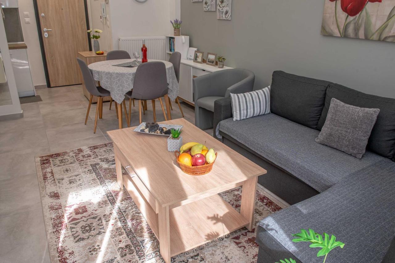 סלוניקי Aitolou Apartment Near The Sea מראה חיצוני תמונה