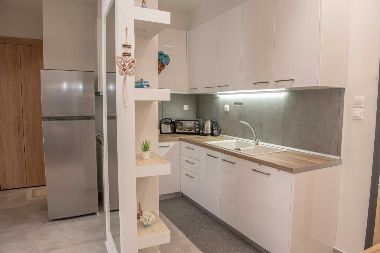 סלוניקי Aitolou Apartment Near The Sea מראה חיצוני תמונה