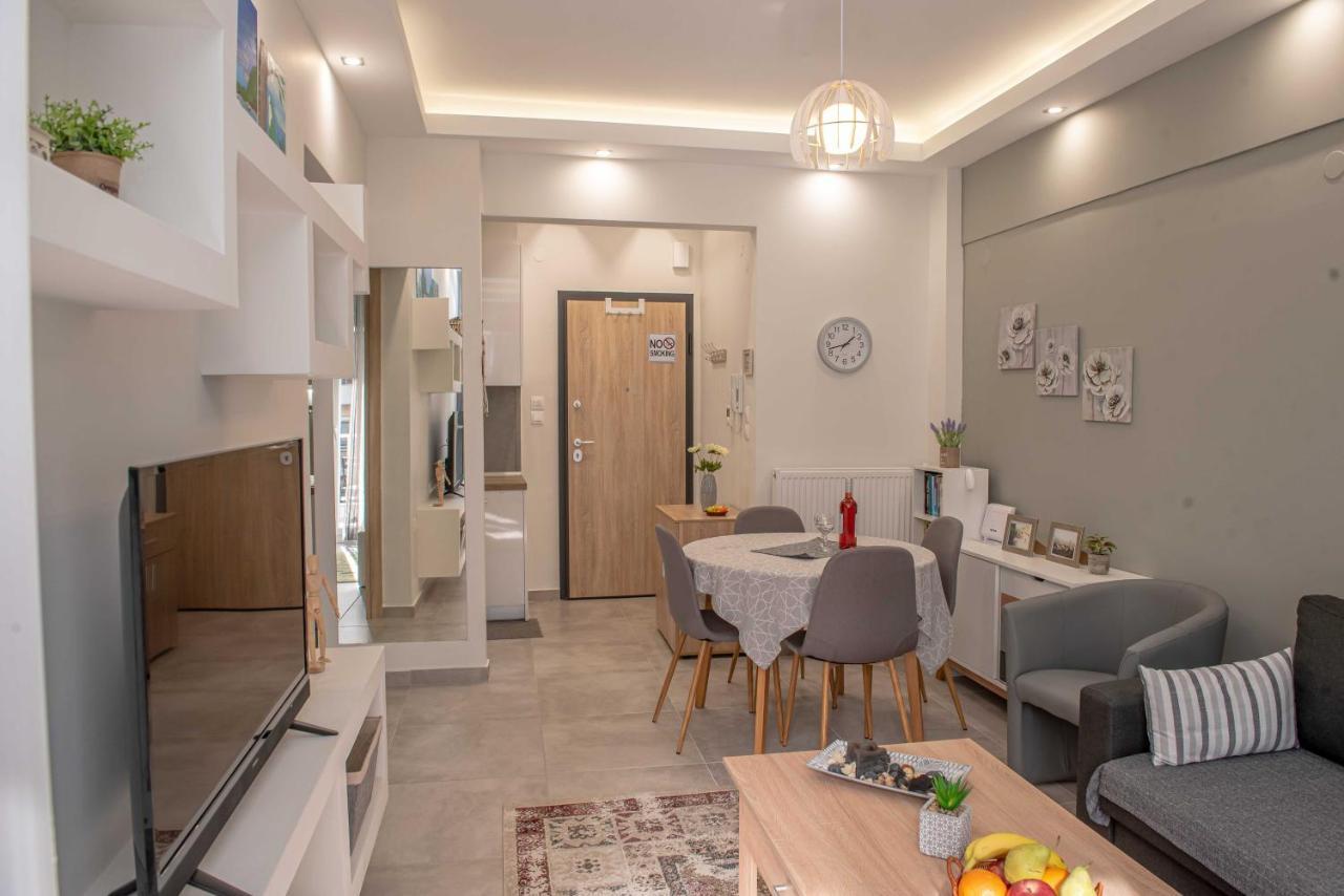 סלוניקי Aitolou Apartment Near The Sea מראה חיצוני תמונה